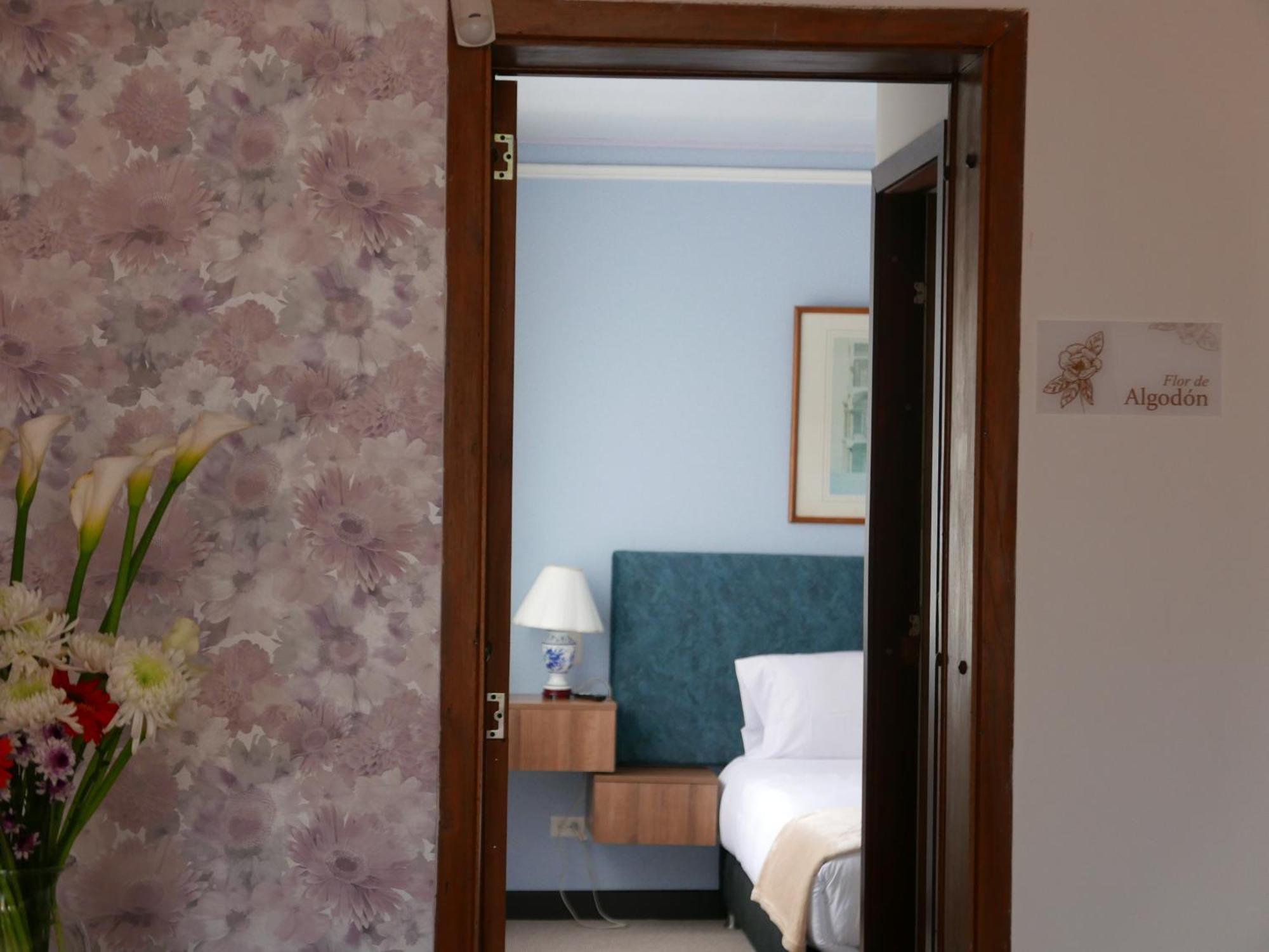 Bed and Breakfast Floralia Casa Boutique Bogotá Esterno foto